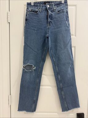 Women's Blue Straight-Leg Distressed Jeans